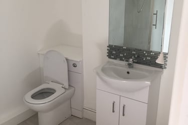 5 bed house, King Edwards Road, Brynmill, Swansea, SA14LX - Image 8